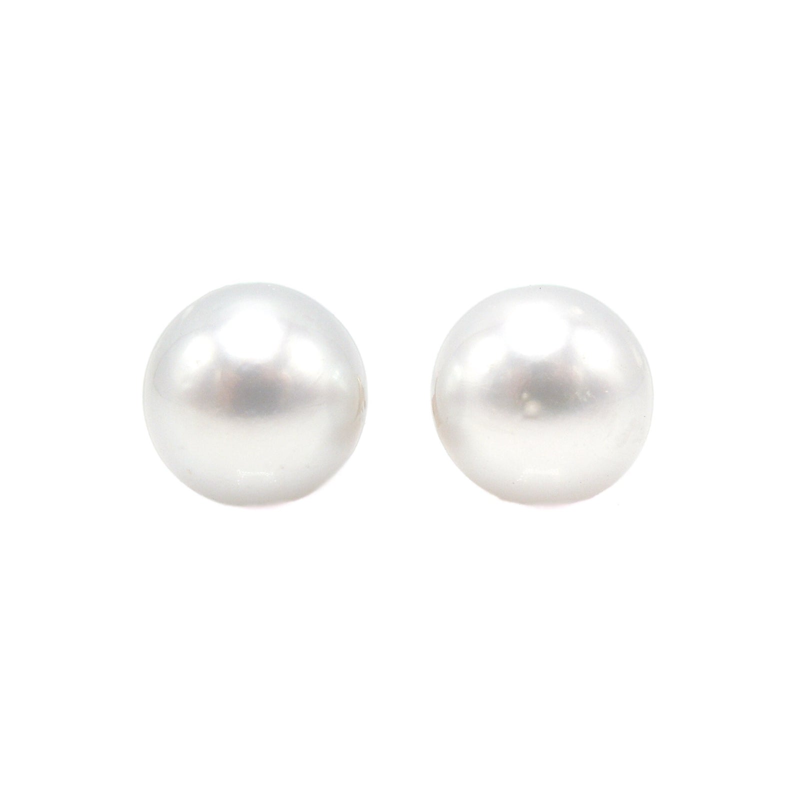 9.5mm Gray South Sea Pearl Stud Earrings in 14K Yellow Gold