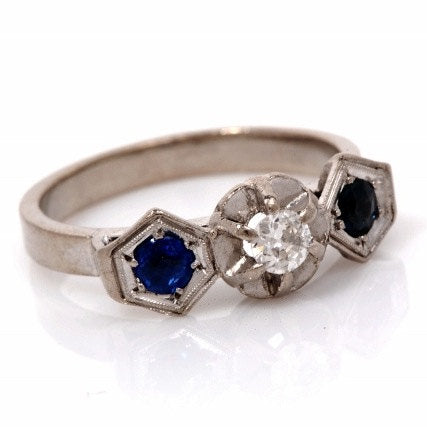 1940's Vintage Diamond and Ceylon Sapphire Ring in 18K
