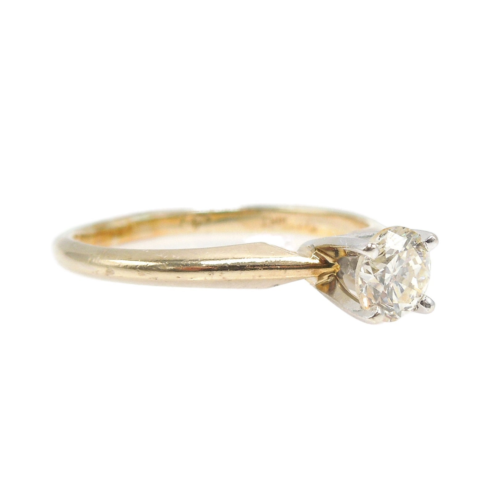 0.45ct Diamond Solitaire in 14K Yellow Gold