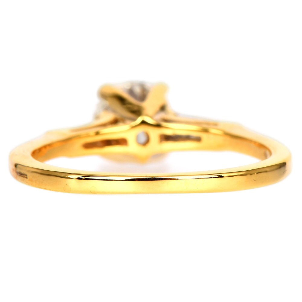 Estate 0.93ct Solitaire Style Diamond Engagement Ring in 14K Yellow Gold