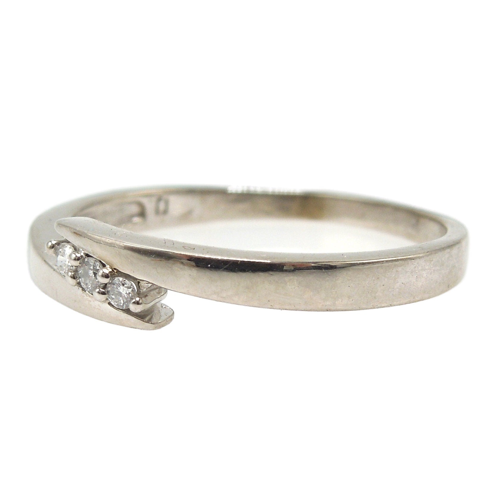 10K White Gold and Diamond Bypass Ring - Size 9.5