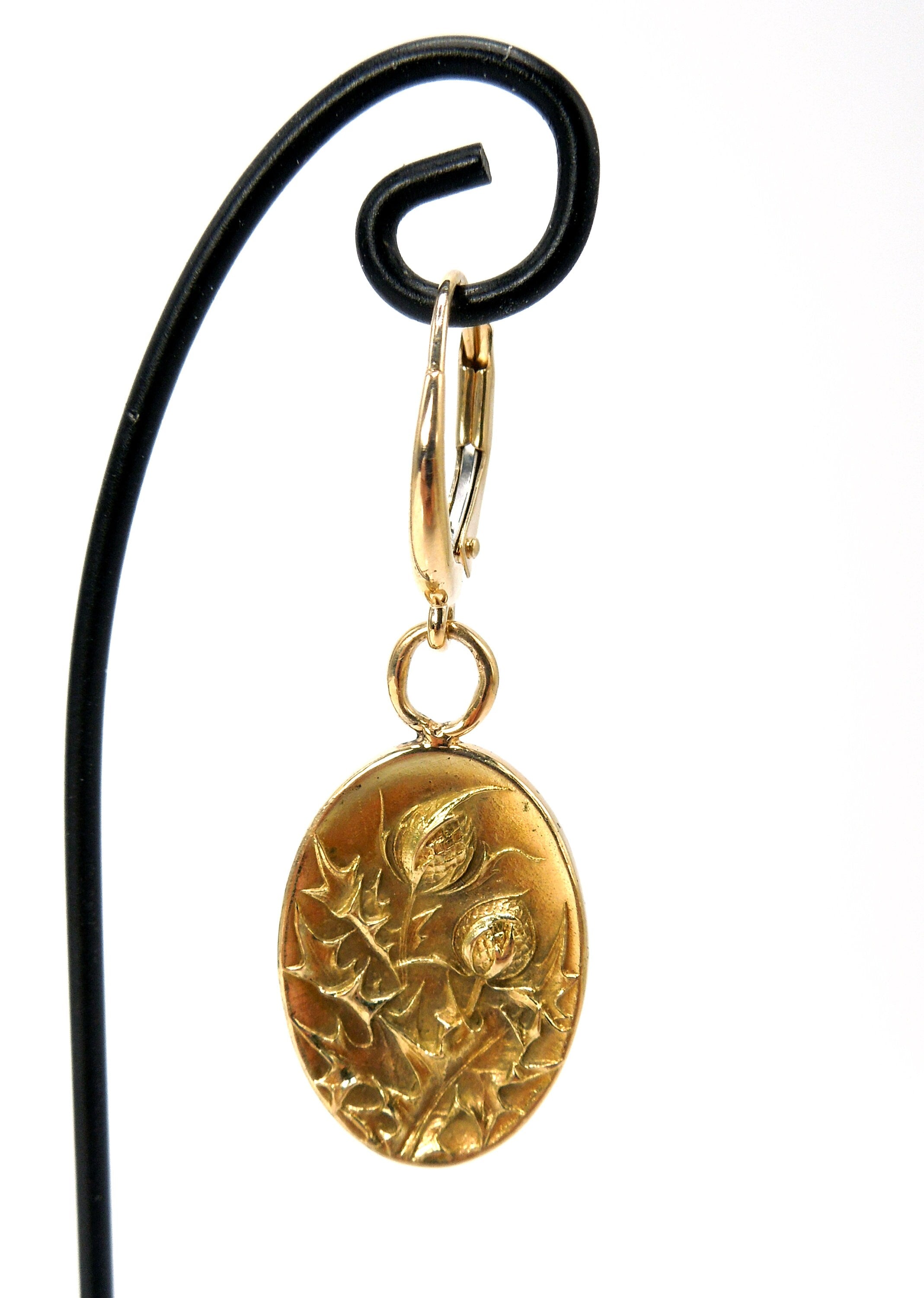 14K Yellow Gold Oval Pendant Earrings with Scottish Thistle Image