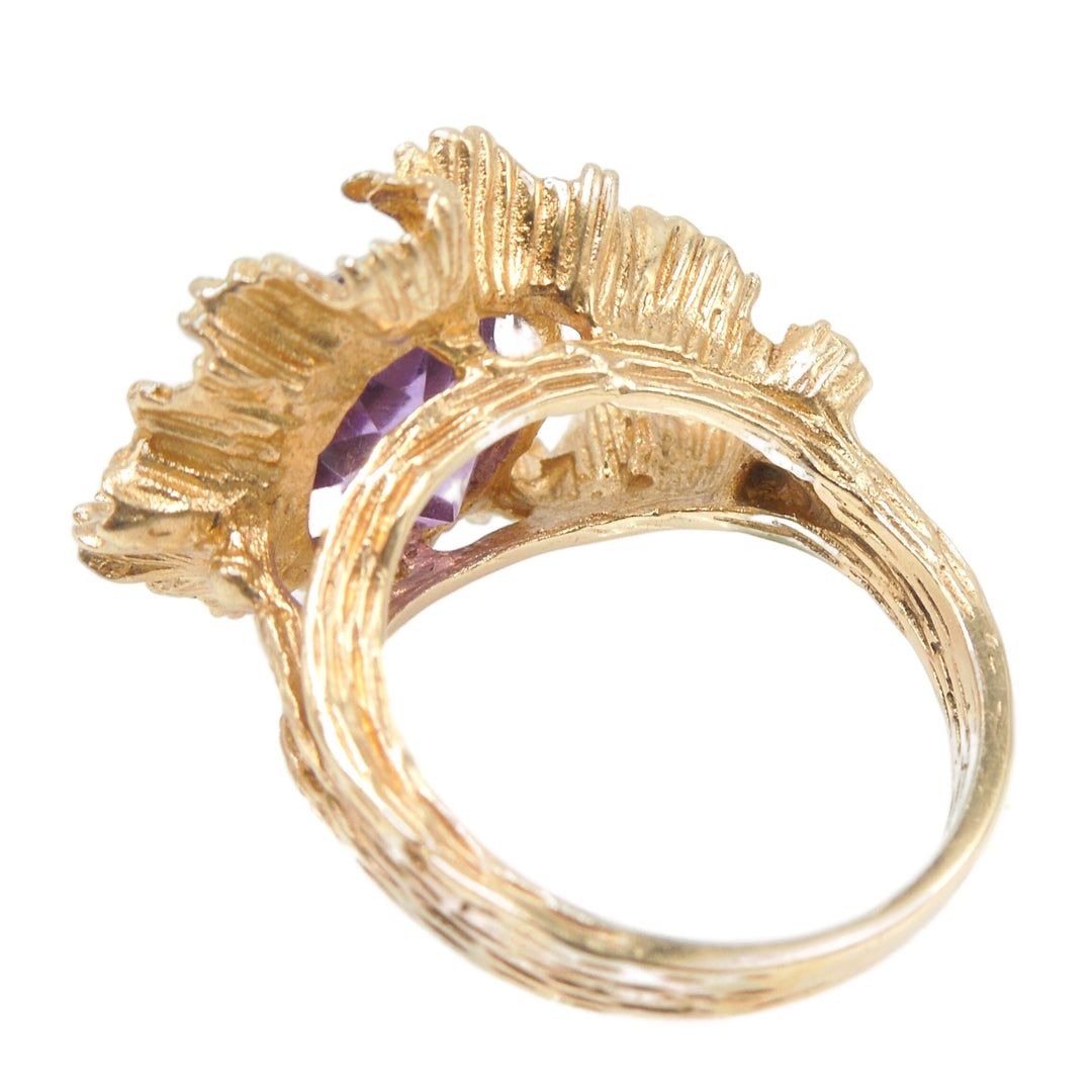 Midcentury Nature Inspired Oval Amethyst Ring in Yellow Gold