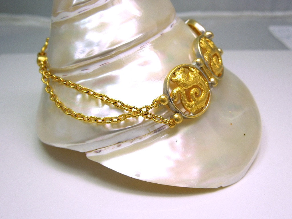 Vintage 22K Yellow Gold Dragon Bracelet