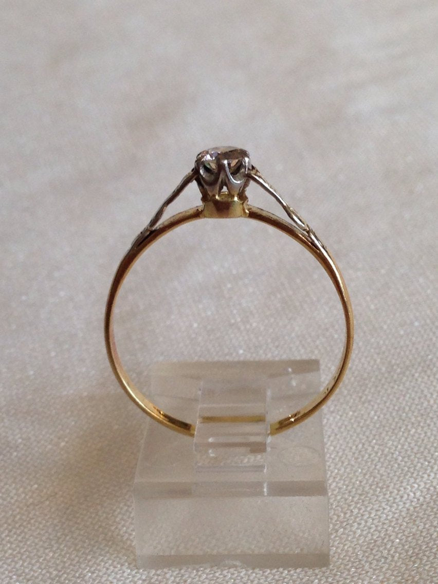 English Deco Quarter Carat Diamond and Gold Ring