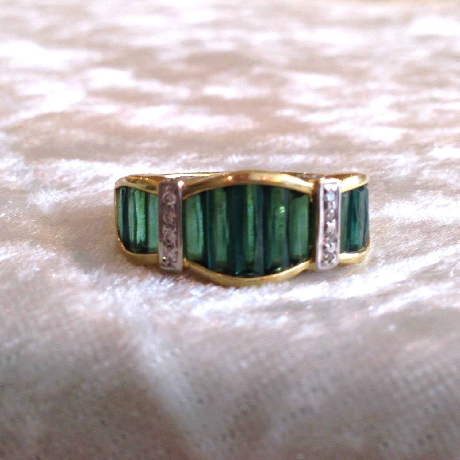 18K Yellow Gold Green Tourmaline and Diamond Ring