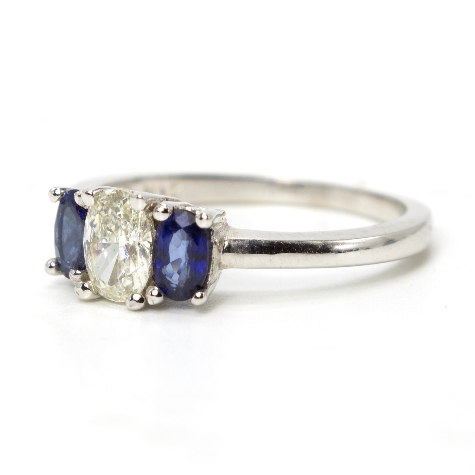 Oval Three Stone Ring with Diamond and Sapphires in White Gold
