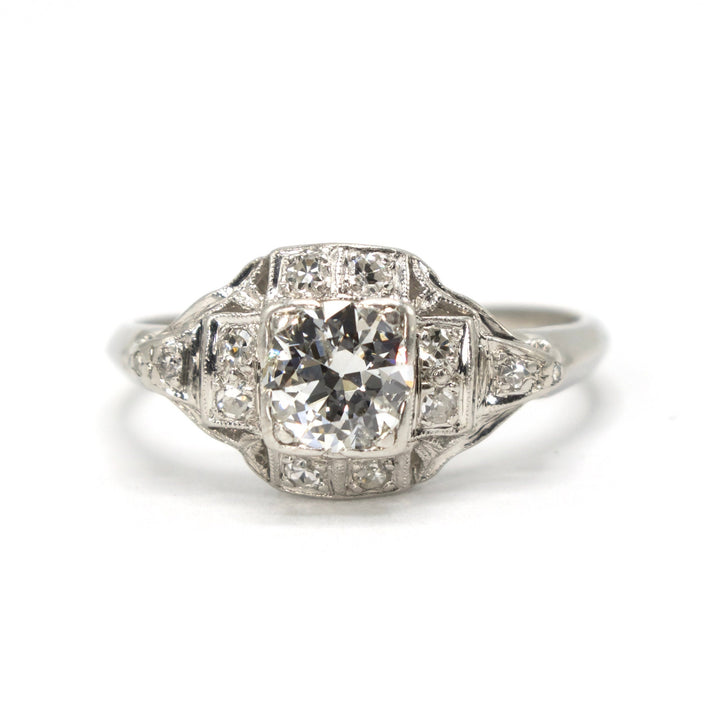 Art Deco 0.42 carat Diamond Engagement Ring in Platinum