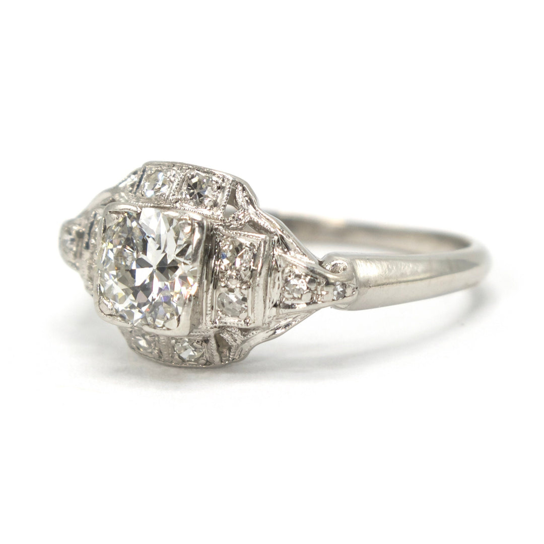 Art Deco 0.42 carat Diamond Engagement Ring in Platinum