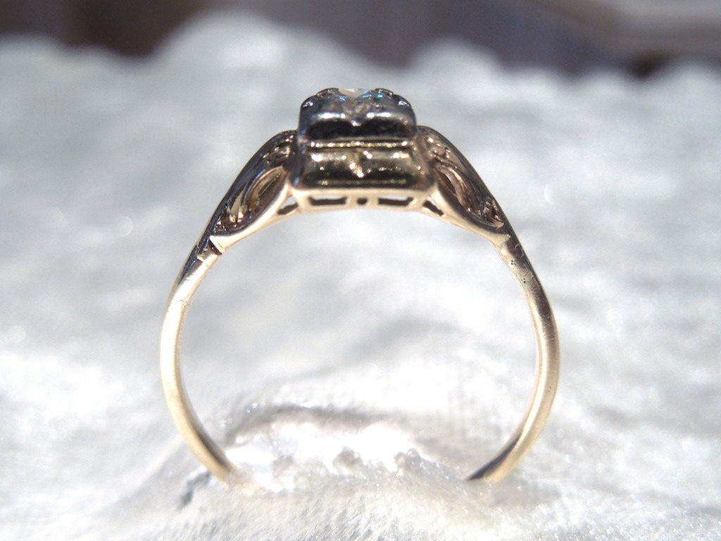 Original Retro Diamond Quarter Carat and Yellow Gold Ring