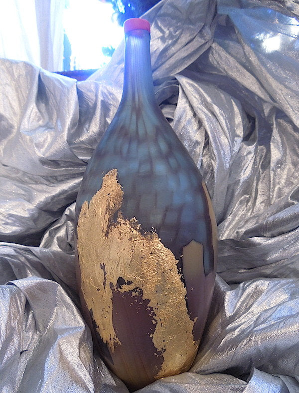 Tshuchida Yasuhiko Handmade Glass Vase