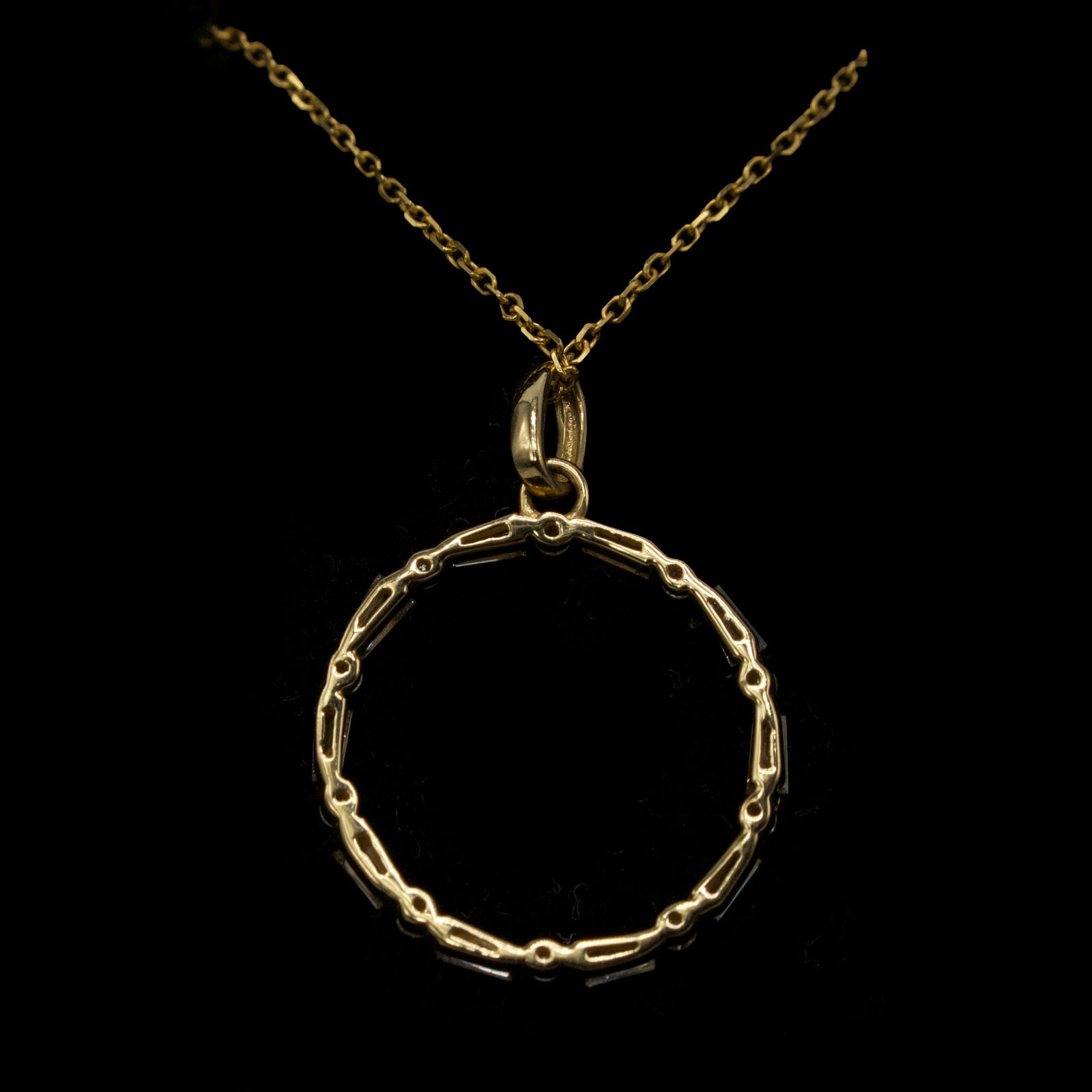 Baguette and Round Diamond Circle Pendant Necklace in Yellow Gold