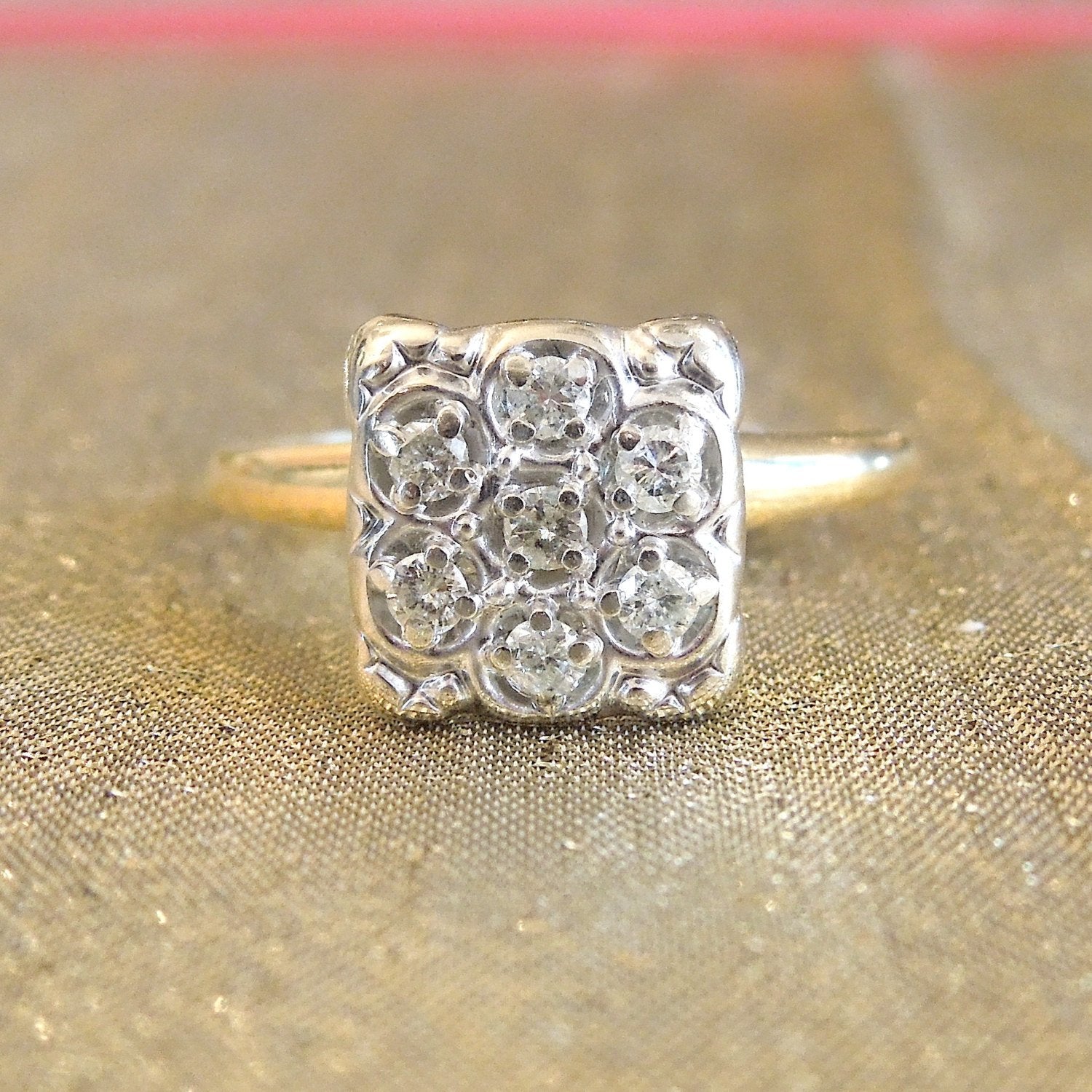 Vintage 1930s Yellow and White Gold Diamond Cluster