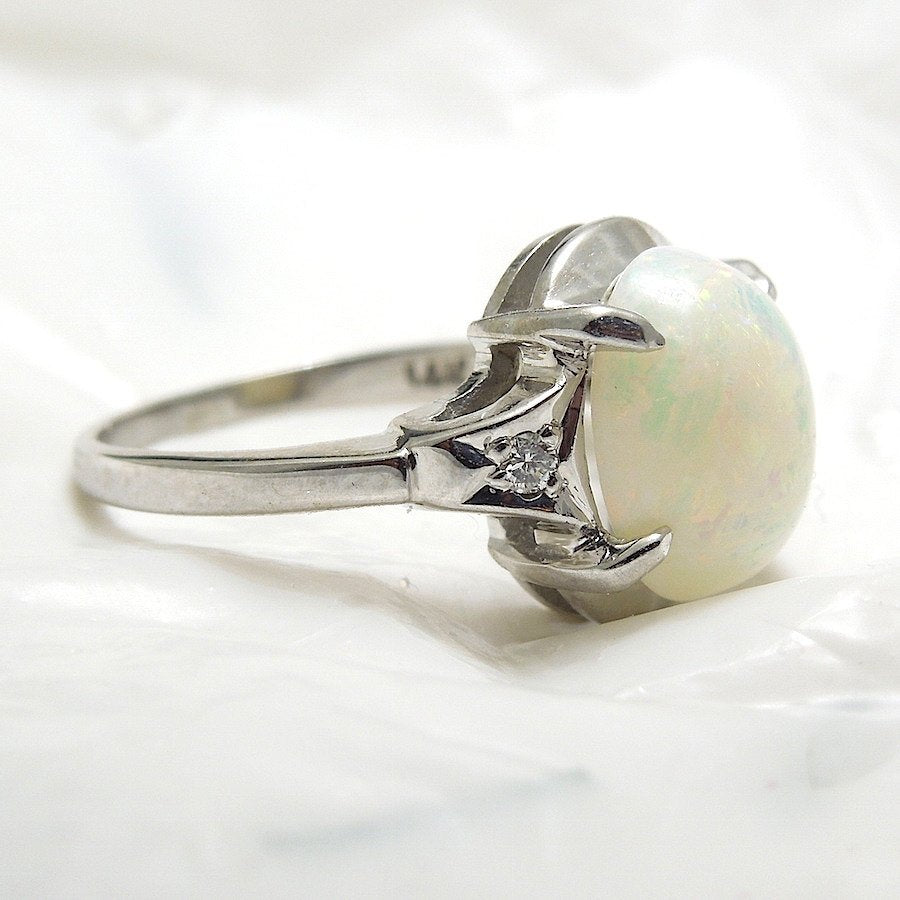 Vintage Oval Opal Ring in White Gold with Diamonds