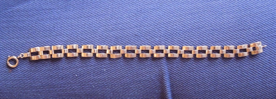 7 inch 1950s Yellow Gold Link Bracelet