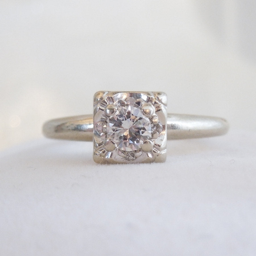Retro 1940s Illusion Mount Diamond Ring in 14K White Gold