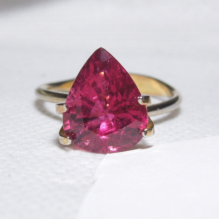 6.37 ct Pear Shaped Red Tourmaline (Rubellite)