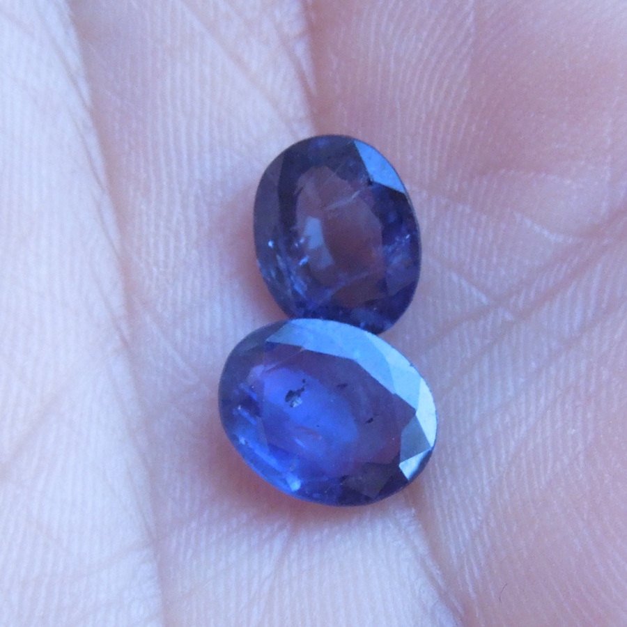 Color Change Sapphires - Blue/Purple Natural change